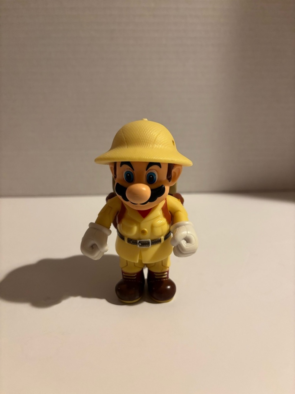 Jakks Pacific Safari Mario Figure